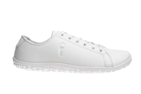 Valged paljajalujalatsid freet nimbus white
