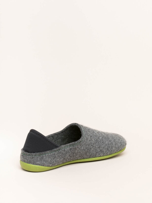 Villased slip-on sussid Gottstein