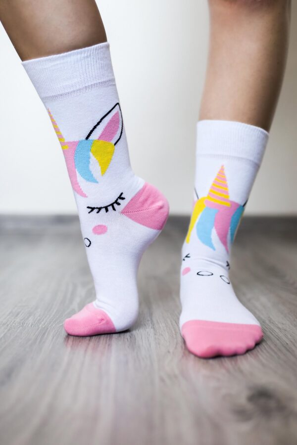 Be Lenka barefoot sokid Unicorn