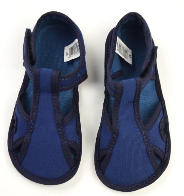 EF Barefoot sinised sandaalid lasteaeda