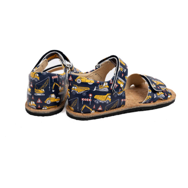 Barefoot sandaalid lastele Koel Amelia Print Tractor Blue