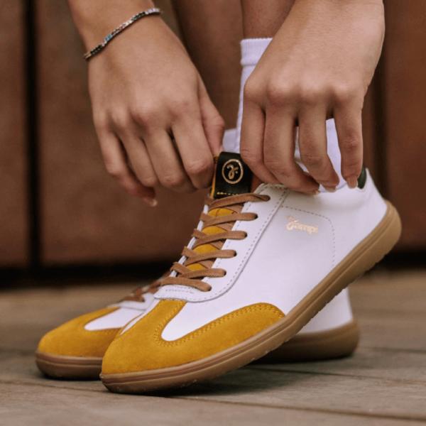Jampi Retro white-mustard unisex barefoot tossud