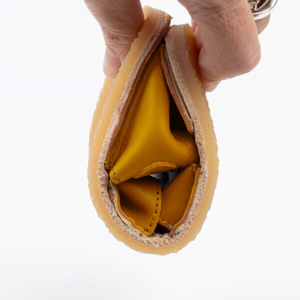 Lang.S by Tikki Aranya Ocre barefoot sandaalid
