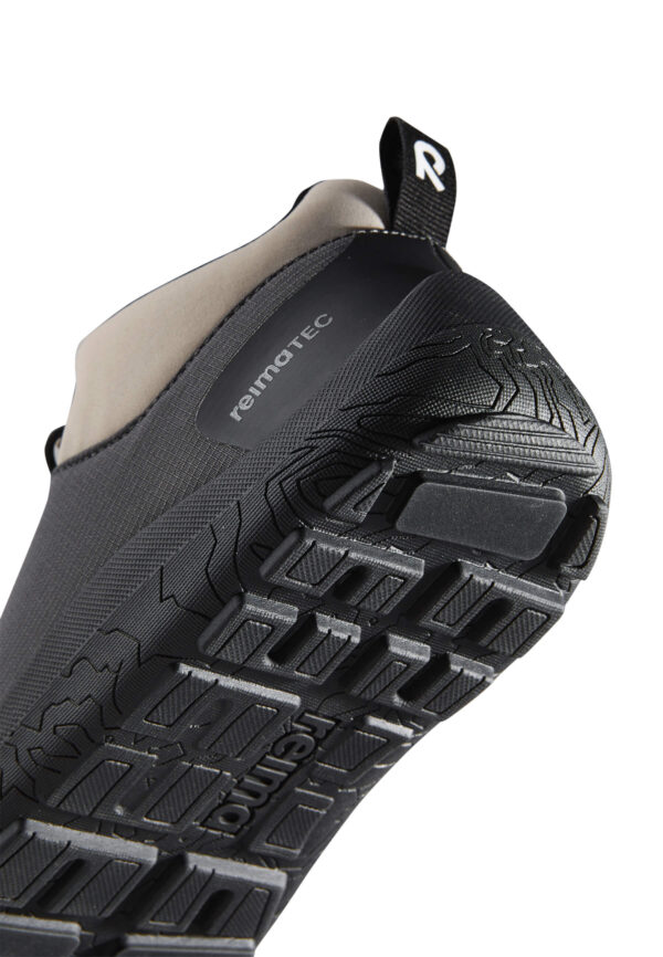 Reima Sankari Soft Black barefoot saapad 5400160A-9780