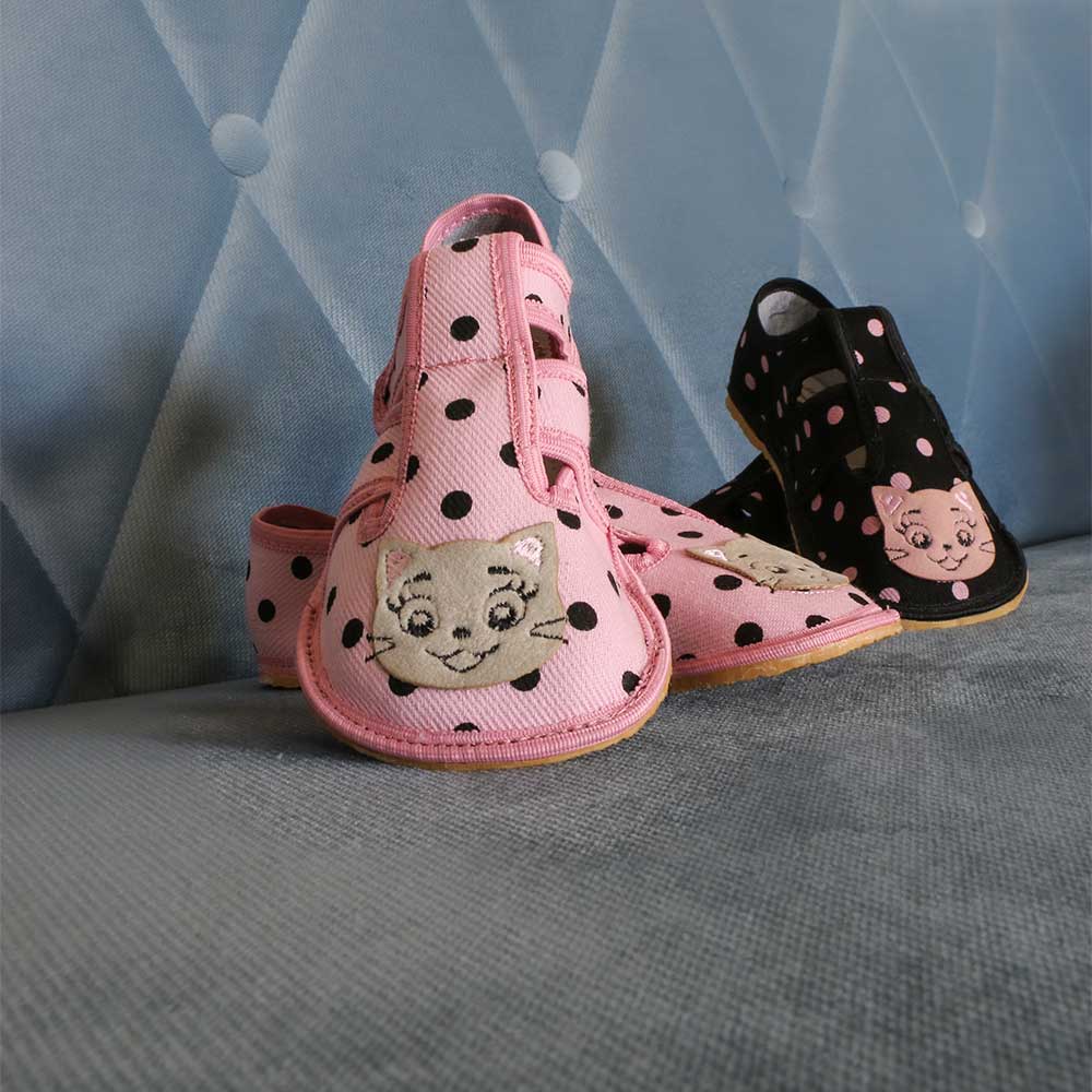 raweks-zuzia-barefoot-sandaalid-sisejalatsid (1) Raweks Zuzia barefoot sisejalatsid sandaalid lastele