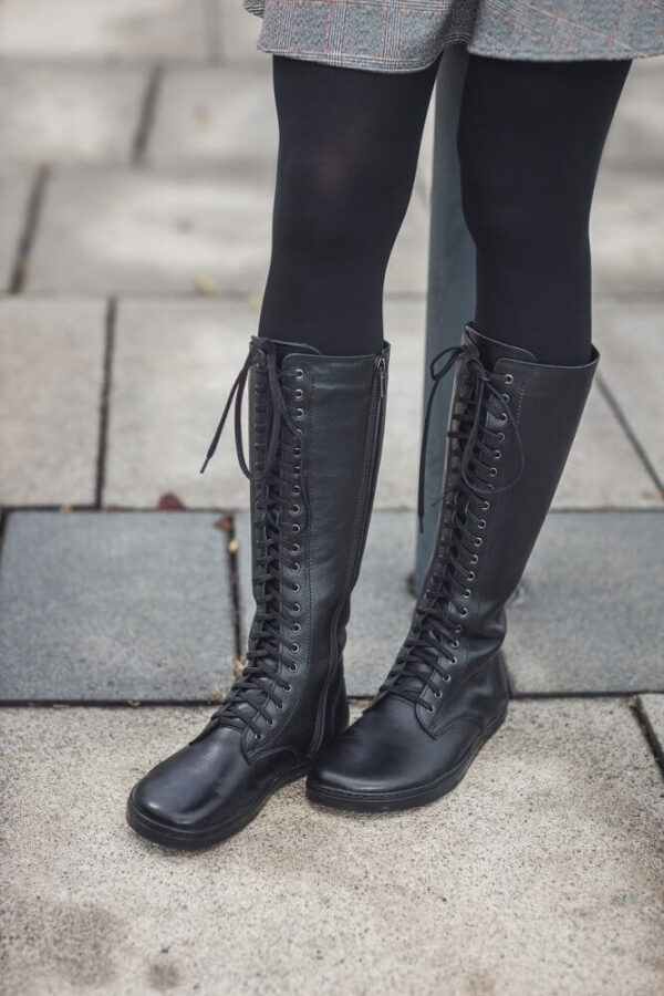 Peerko Empire Black kõrge säärega barefoot saapad