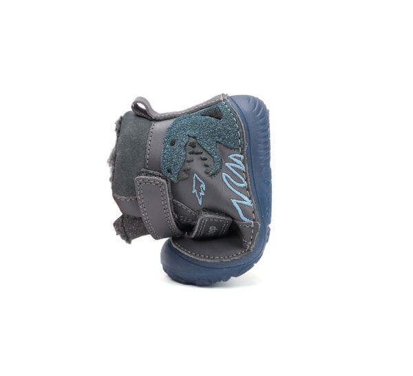 D.D.step Dark Grey talvesaapad helendava tallaga W073-52943B